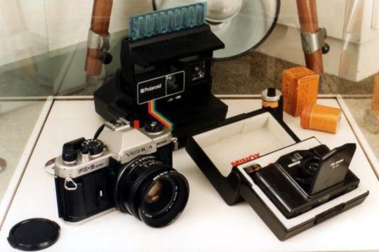 09b anni 70 - polaroid e Yashica